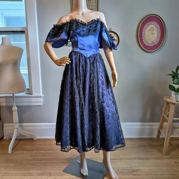Vintage 80s Gunne Sax Ball Gown Southern Belle Maxi Dress Blue Satin Lace Size 5 - Picture 14 of 14